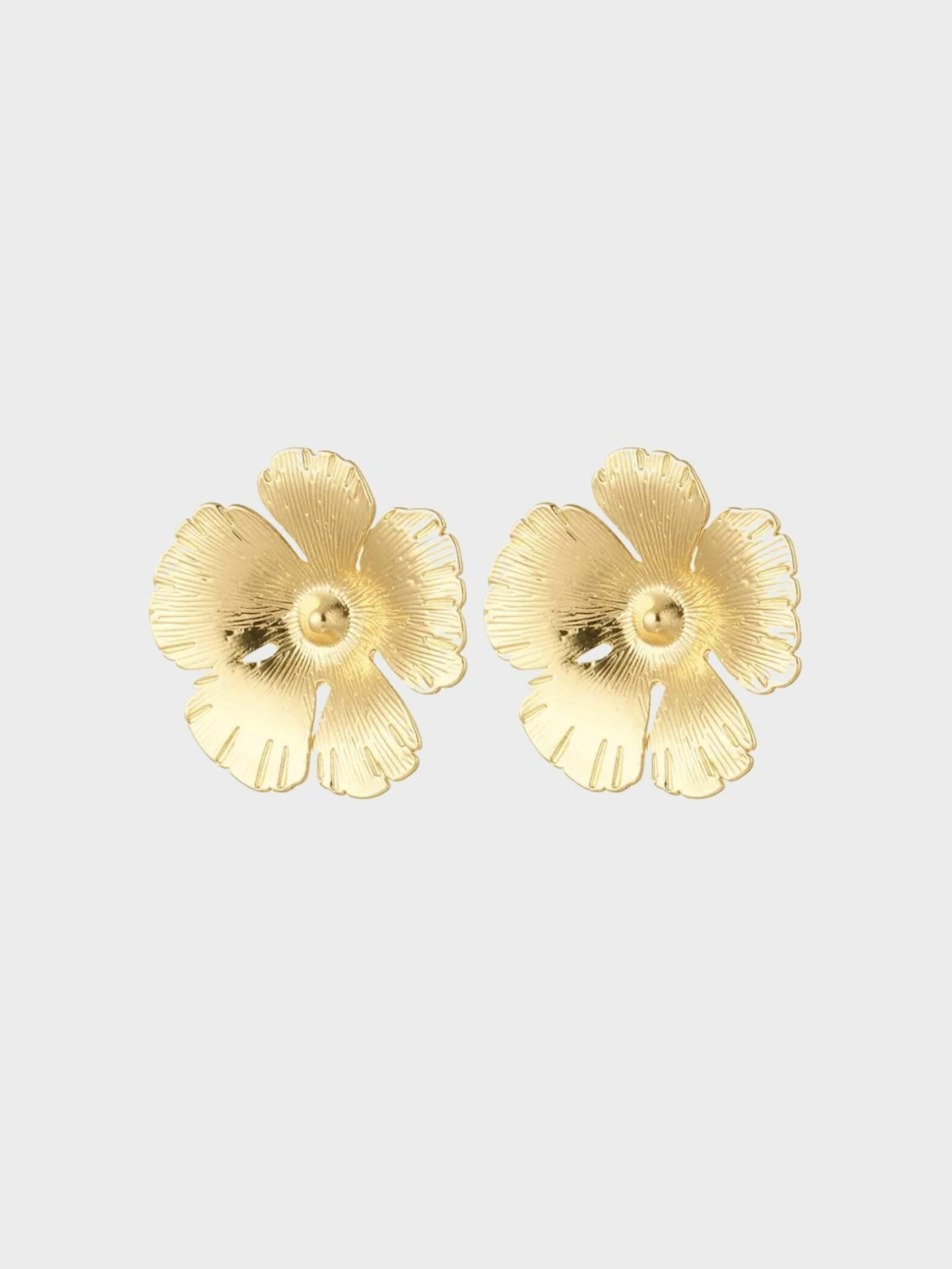 Flower Bomb Studs