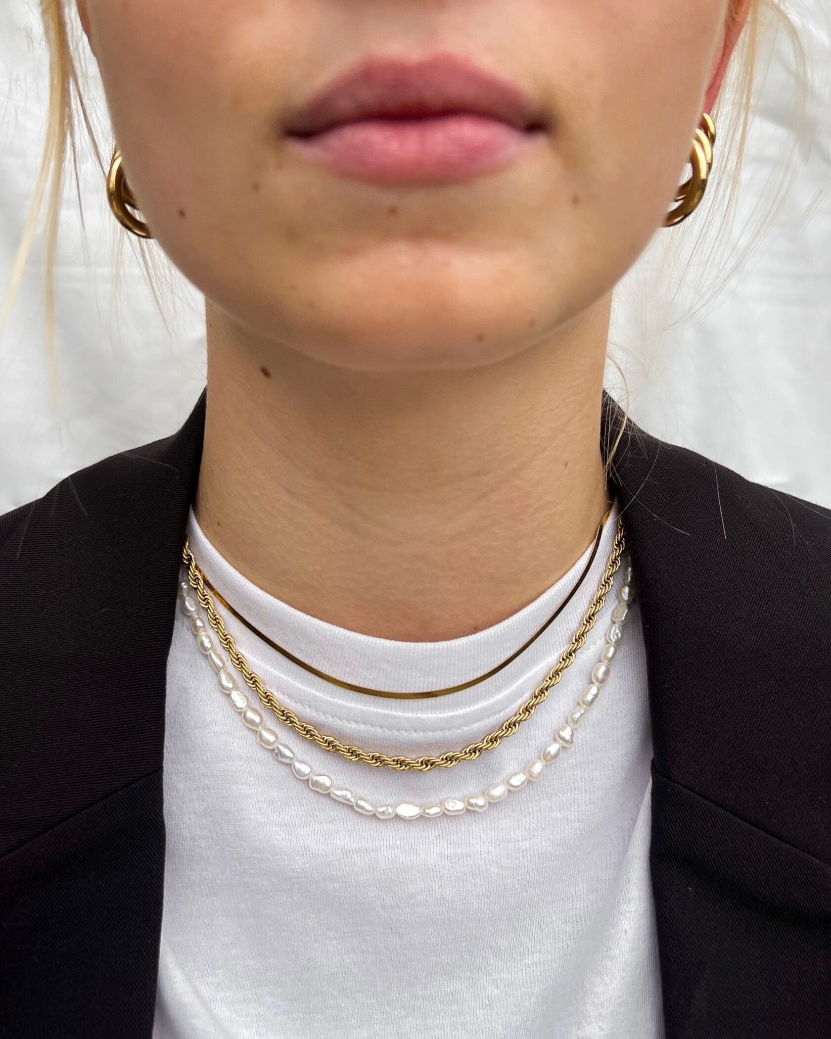 Small Pearl Choker